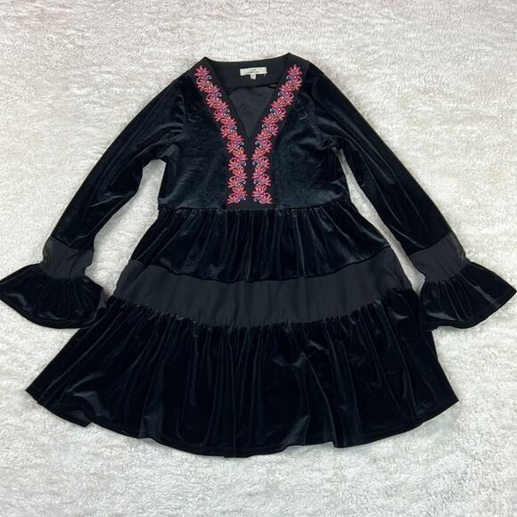 Chelsea and Violet black velvet and embroidered long sleeved dress, size xs - Picture 3 of 9